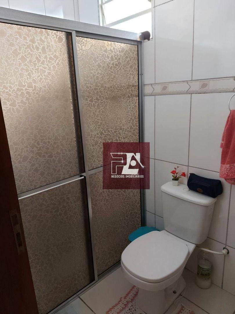 Casa à venda com 2 quartos, 125M2 - Foto 9