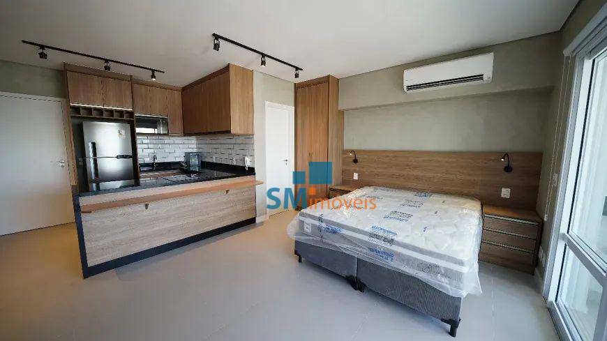 Apartamento à venda com 1 quarto, 42m² - Foto 1