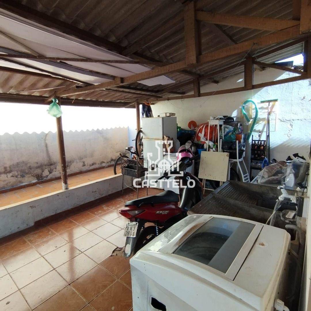 Casa, 2 quartos, 200 m² - Foto 11