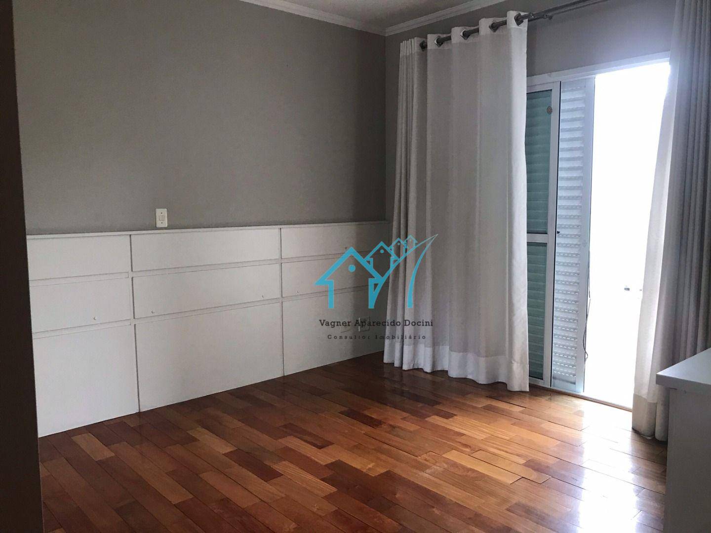 Sobrado à venda com 4 quartos, 248M2 - Foto 34