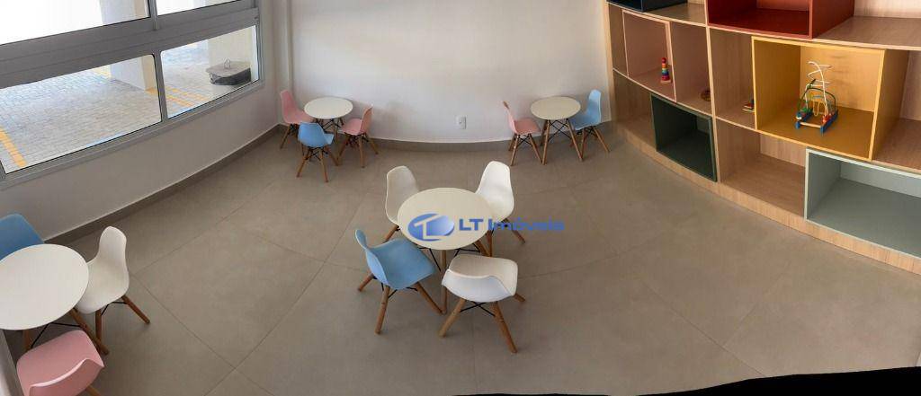 Apartamento à venda com 2 quartos, 64m² - Foto 7