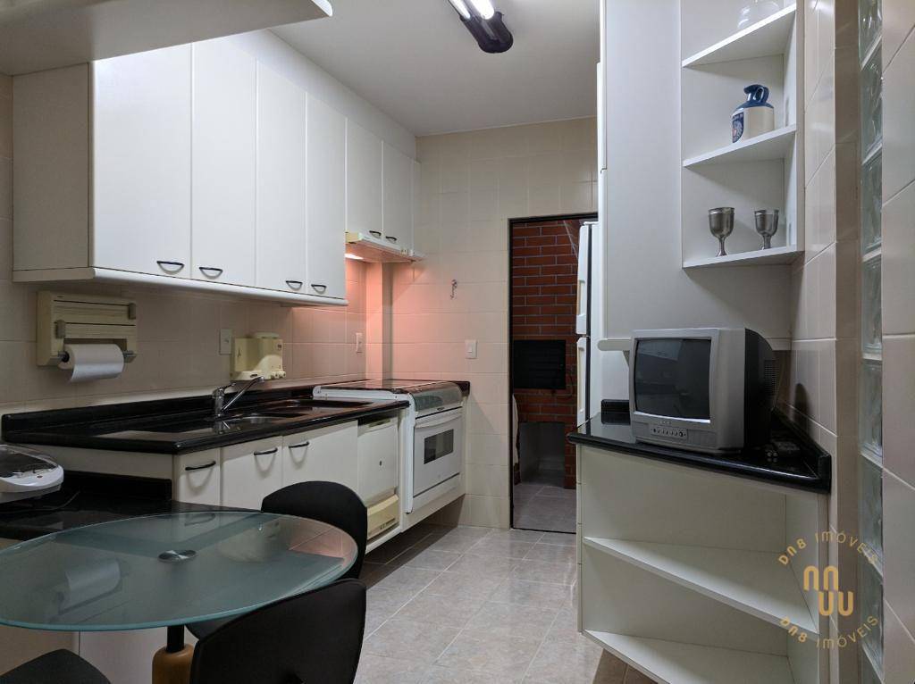 Apartamento à venda com 2 quartos, 95m² - Foto 8