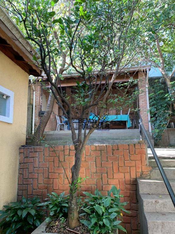 Casa à venda com 3 quartos, 300m² - Foto 30