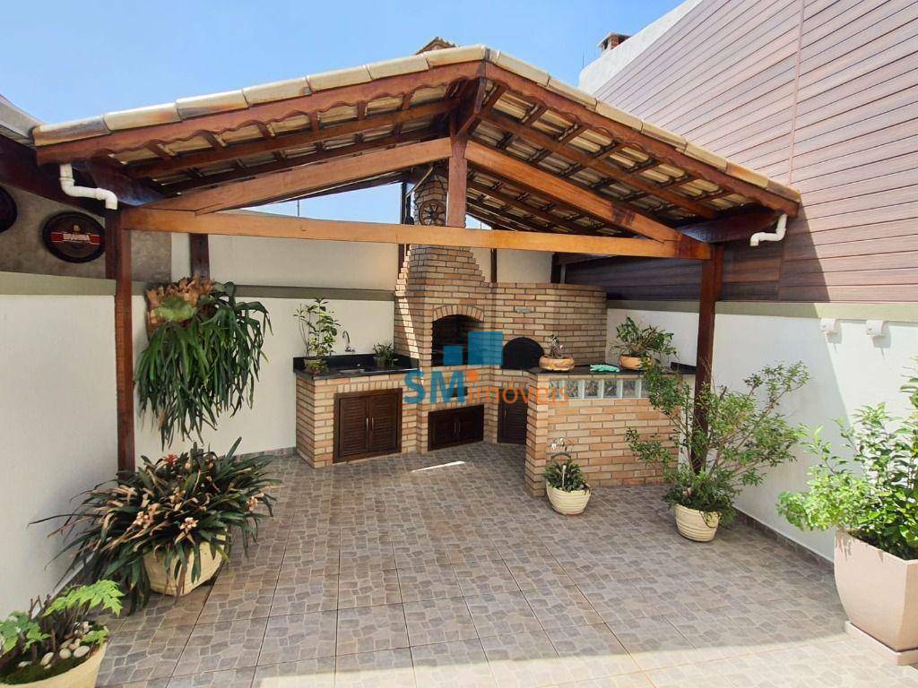 Sobrado à venda com 3 quartos, 200m² - Foto 33