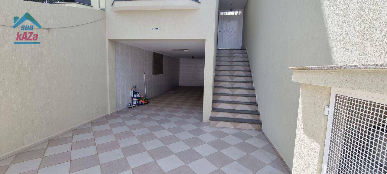 Sobrado à venda com 3 quartos, 200m² - Foto 17