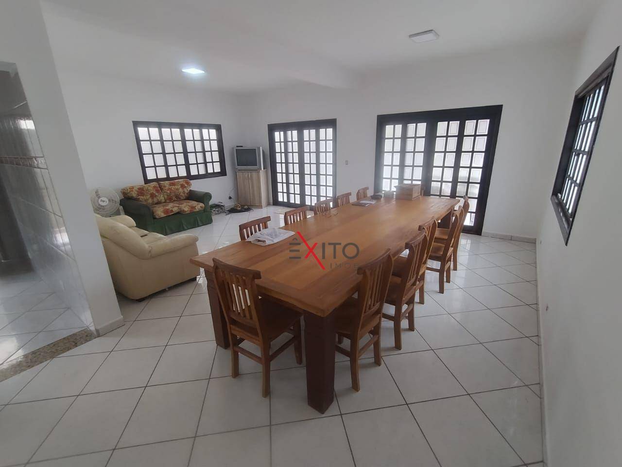 Casa à venda com 3 quartos, 150m² - Foto 5