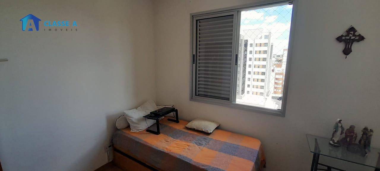 Apartamento à venda com 3 quartos, 177m² - Foto 4