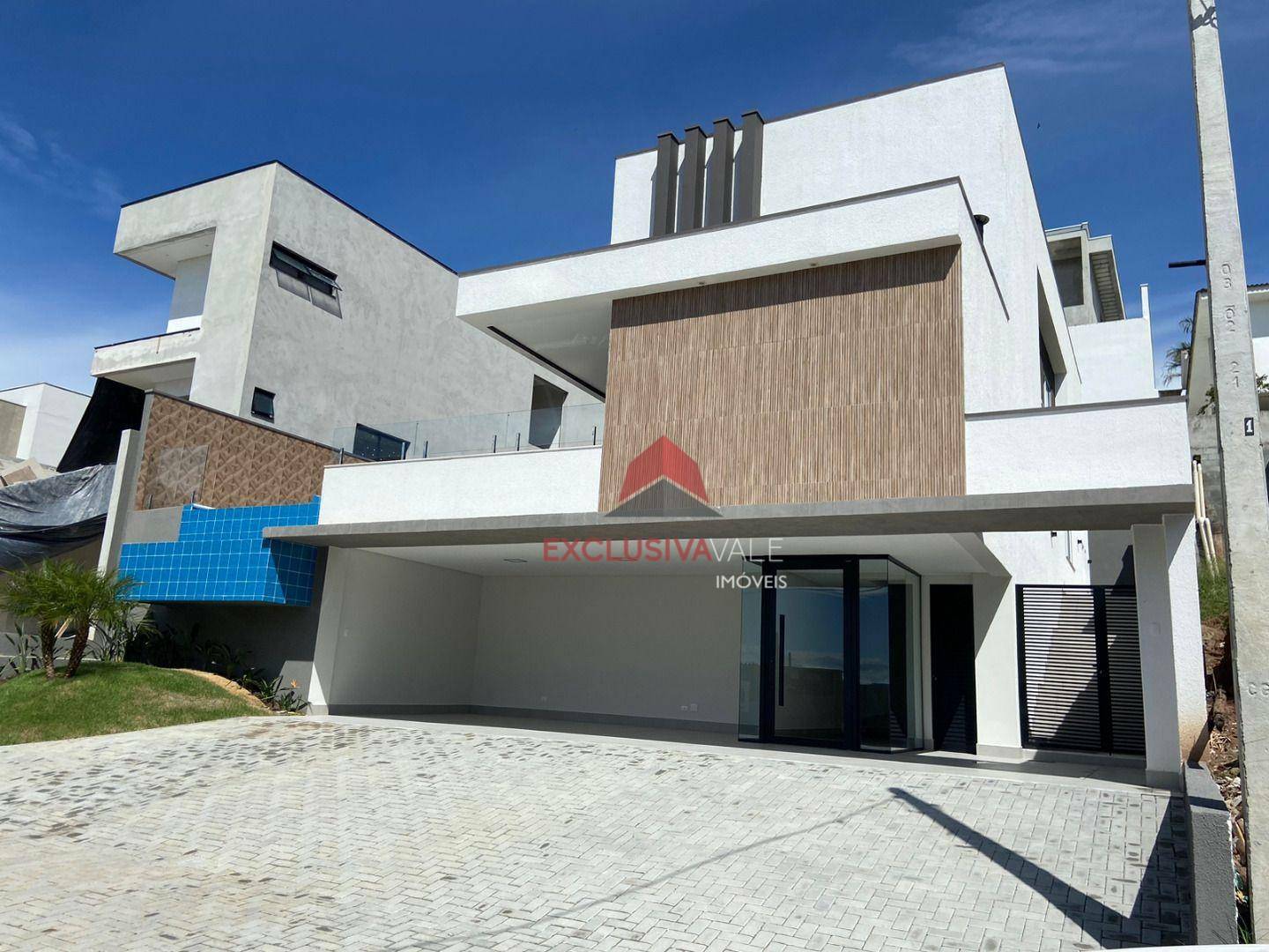 Casa de Condomínio à venda com 4 quartos, 291m² - Foto 3