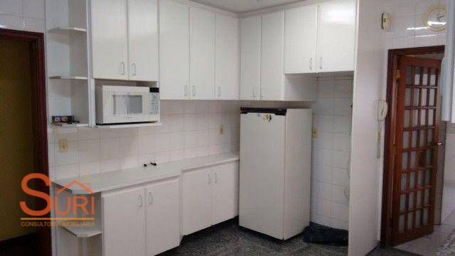 Apartamento à venda com 3 quartos, 145m² - Foto 7