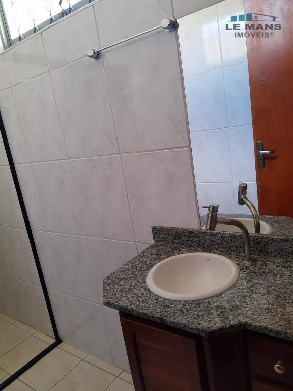 Casa à venda com 2 quartos, 99m² - Foto 10