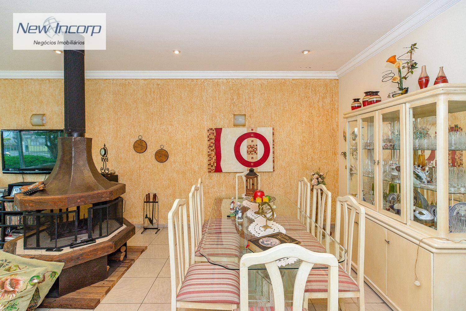 Casa à venda com 3 quartos, 209m² - Foto 4