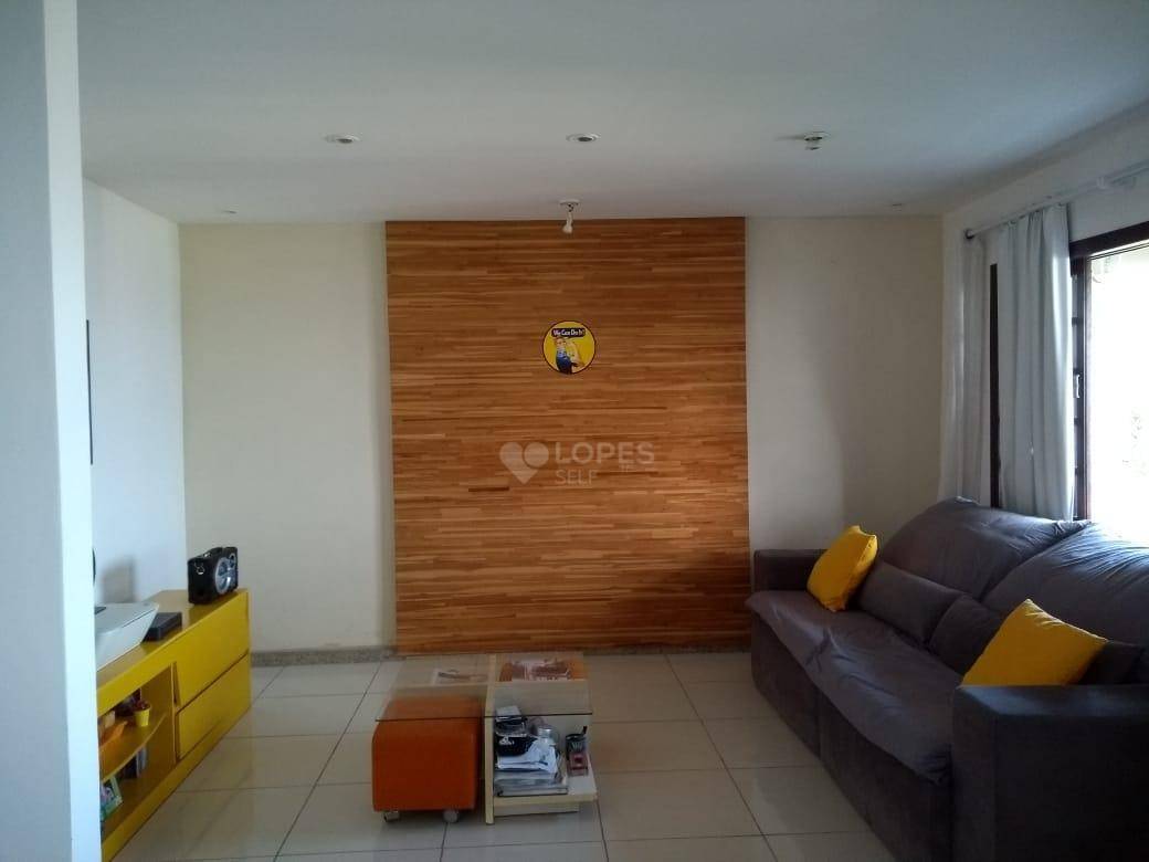 Casa à venda com 3 quartos, 138m² - Foto 8