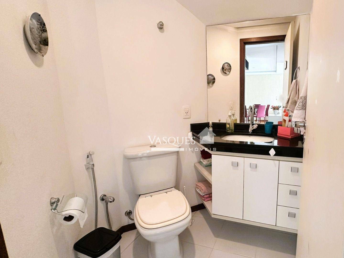 Apartamento à venda com 3 quartos, 142m² - Foto 10