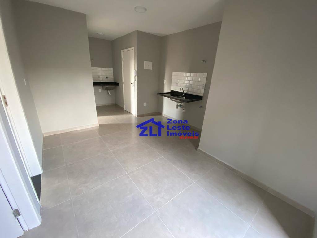 Apartamento à venda com 2 quartos, 33m² - Foto 17