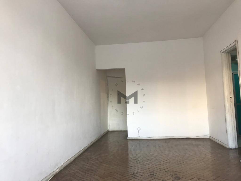 Apartamento à venda com 3 quartos, 101m² - Foto 1