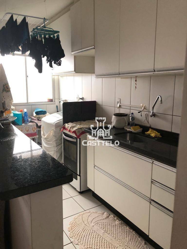 Apartamento à venda com 2 quartos, 50m² - Foto 4