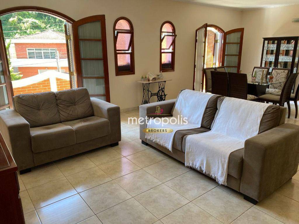 Casa à venda com 3 quartos, 199m² - Foto 4