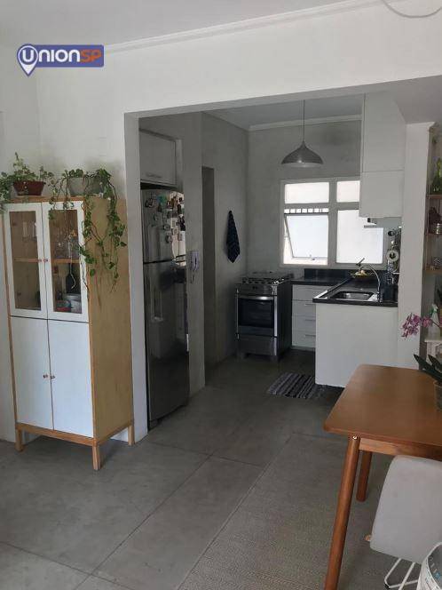 Apartamento à venda com 2 quartos, 70m² - Foto 17