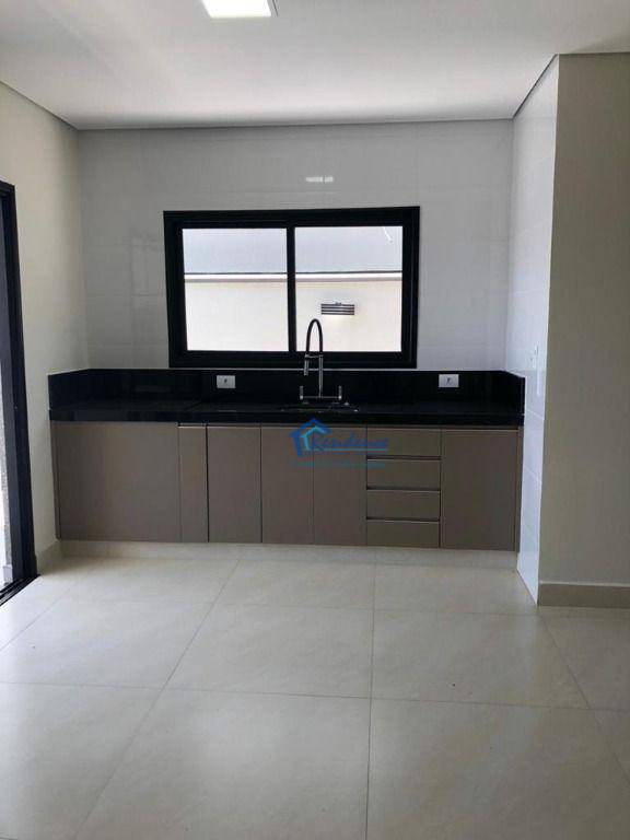 Sobrado à venda com 3 quartos, 137m² - Foto 2