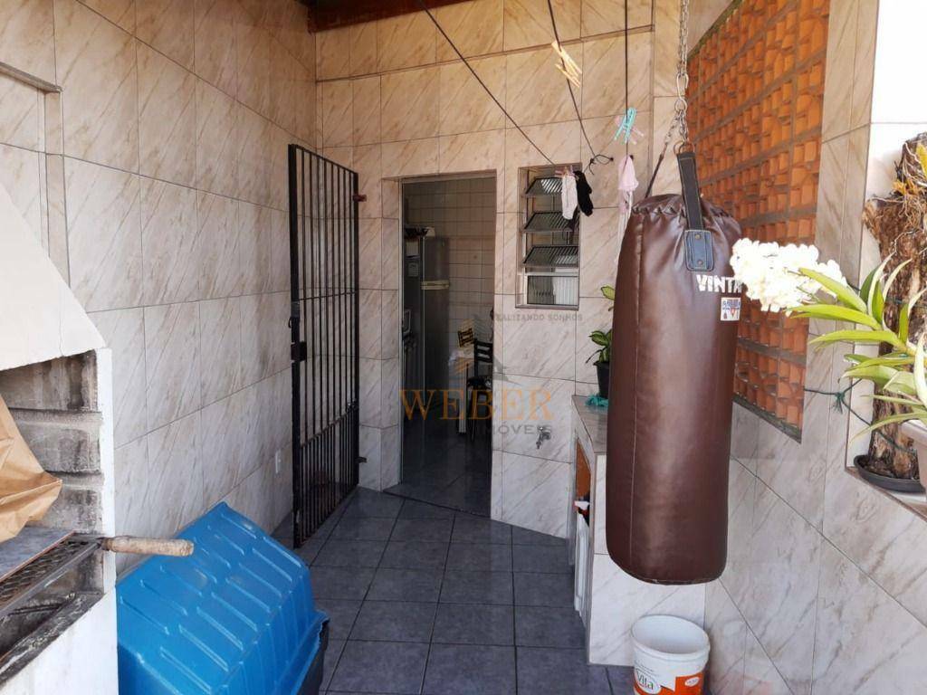 Sobrado à venda com 3 quartos, 130m² - Foto 3