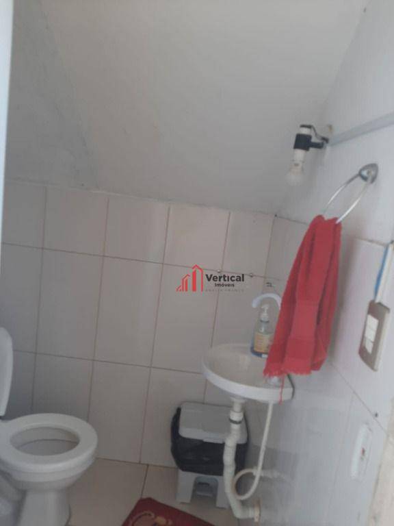 Casa à venda e aluguel com 3 quartos, 180m² - Foto 27