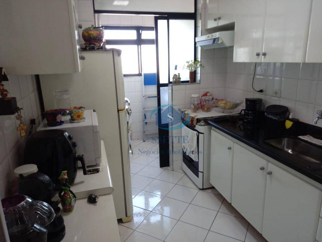 Apartamento à venda com 2 quartos, 60m² - Foto 11