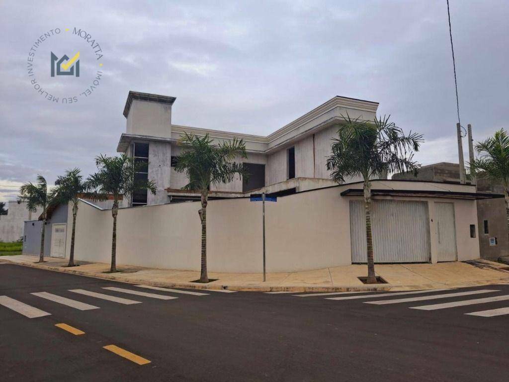 Casa à venda com 2 quartos, 203m² - Foto 2