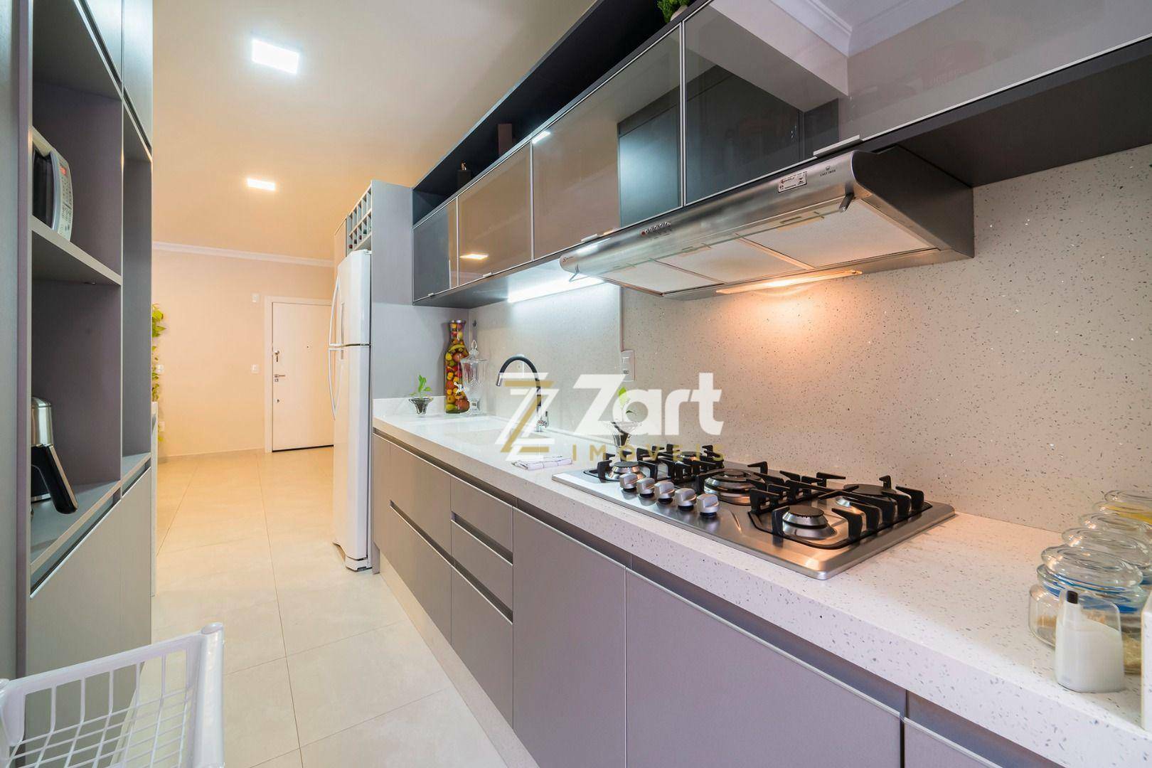 Apartamento à venda com 2 quartos, 65m² - Foto 14