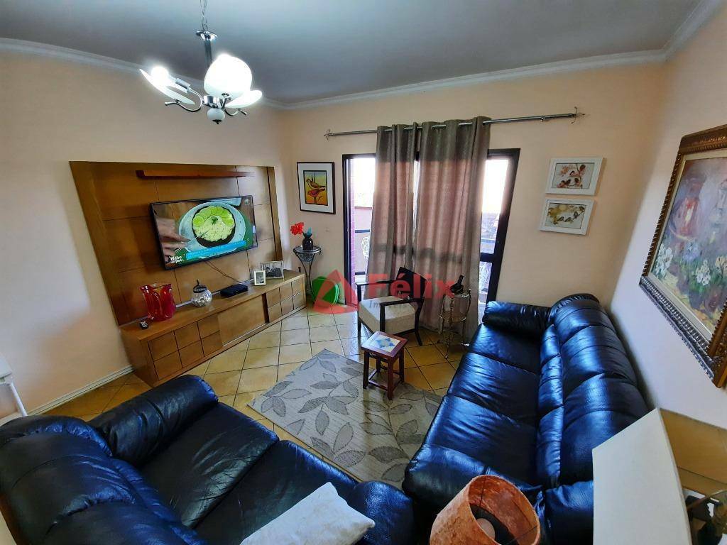 Apartamento à venda com 3 quartos, 125m² - Foto 11