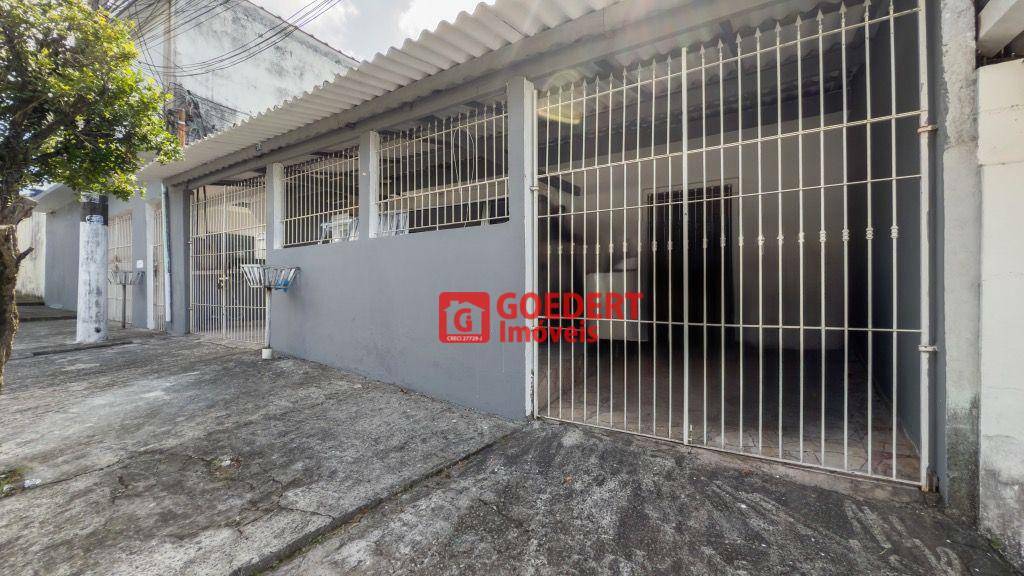 Casa à venda com 2 quartos, 246m² - Foto 1