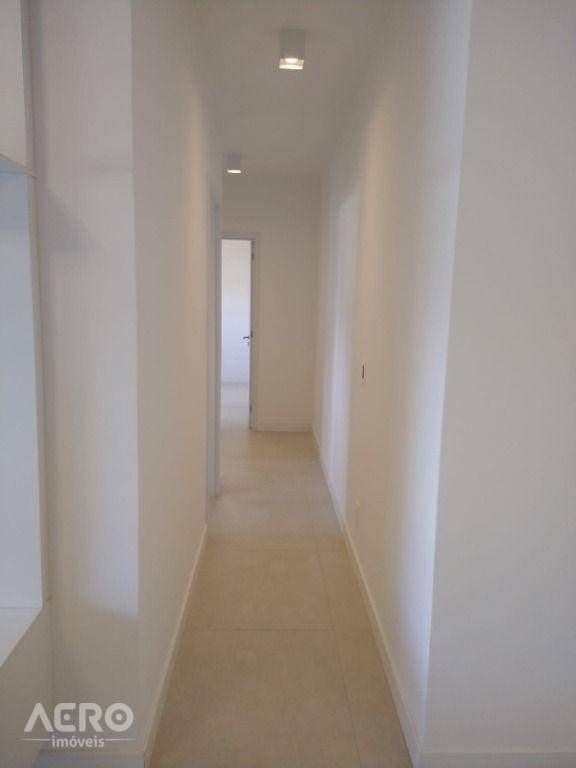 Apartamento para alugar com 2 quartos, 86m² - Foto 10