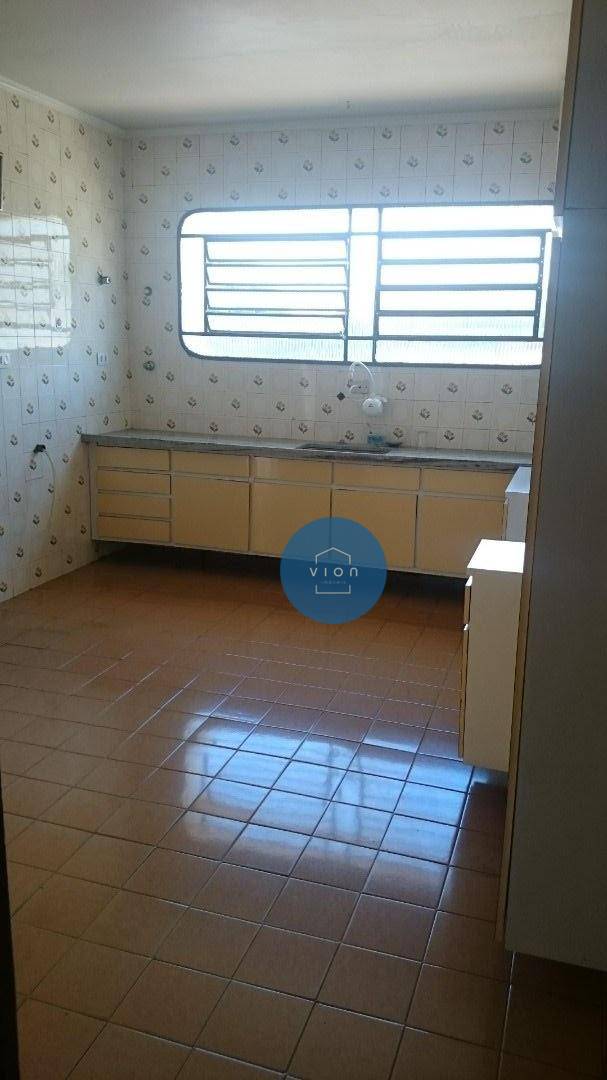 Casa à venda com 2 quartos, 180m² - Foto 12