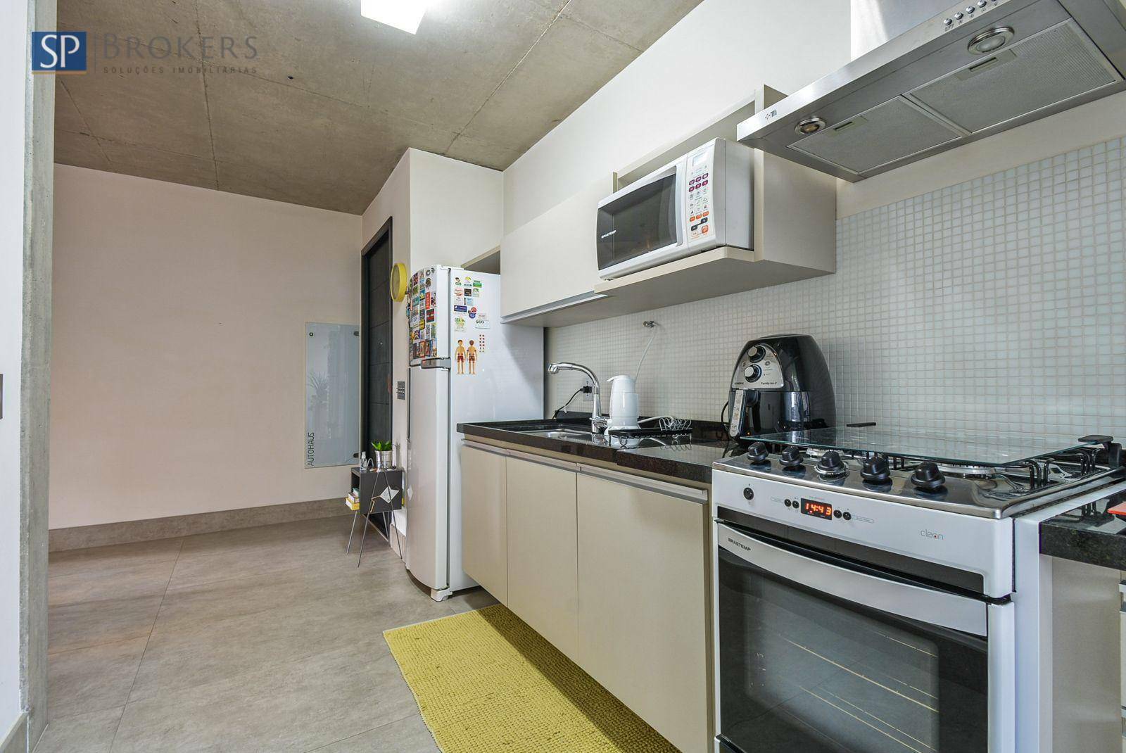 Apartamento à venda com 1 quarto, 70m² - Foto 29