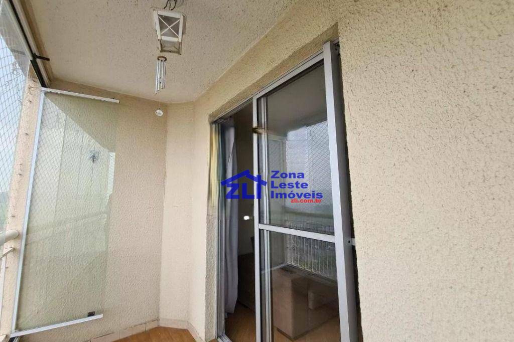 Apartamento à venda com 2 quartos, 65m² - Foto 3