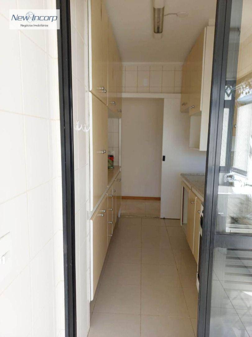 Apartamento à venda com 2 quartos, 70m² - Foto 12