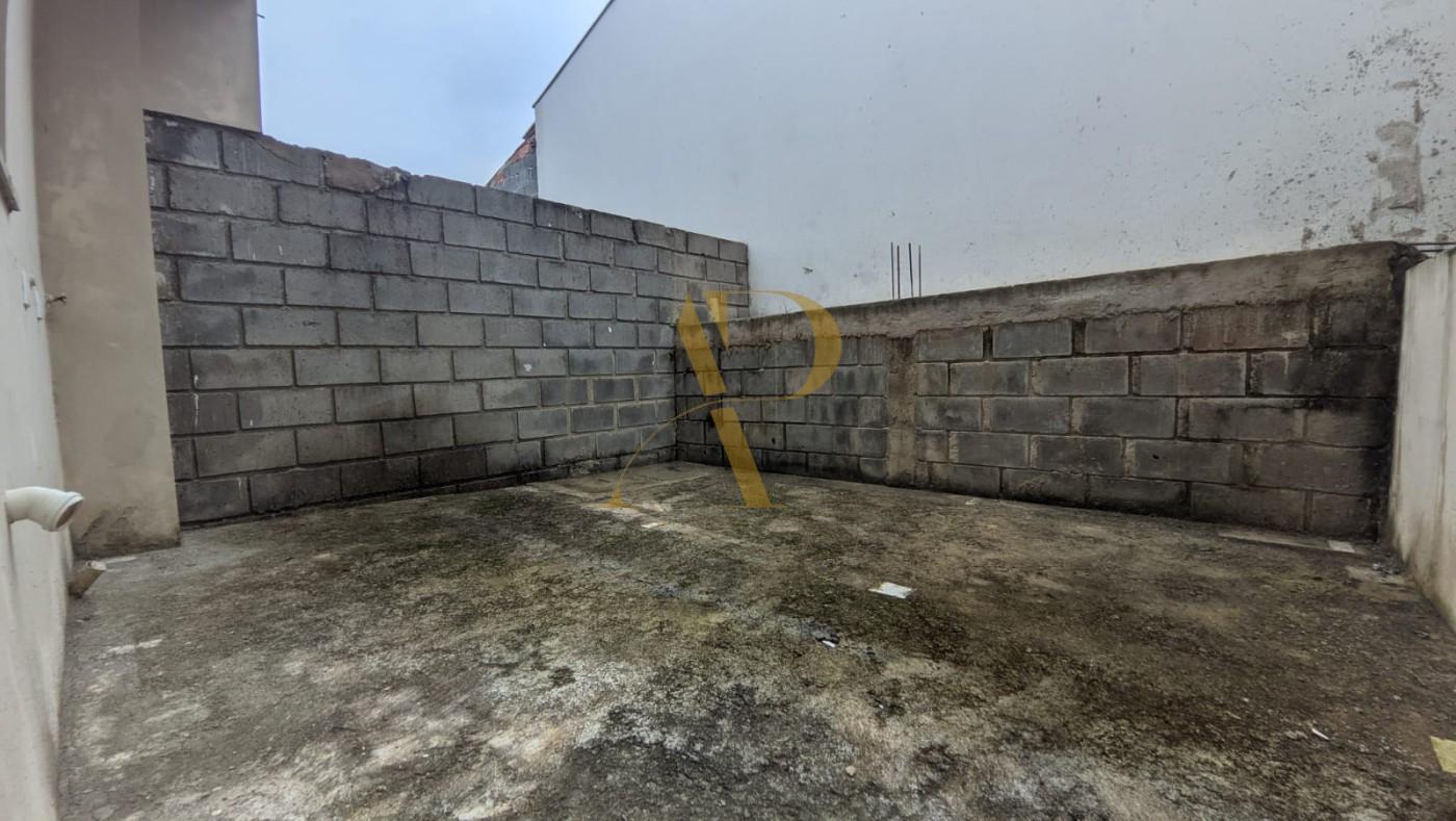 Casa à venda com 2 quartos, 62m² - Foto 6