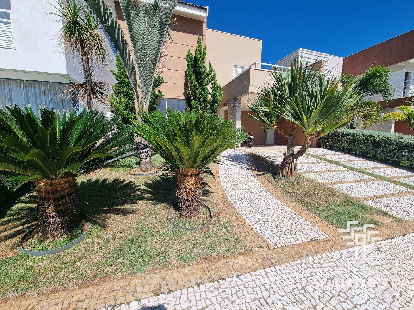 Casa de Condomínio à venda com 4 quartos, 285m² - Foto 4