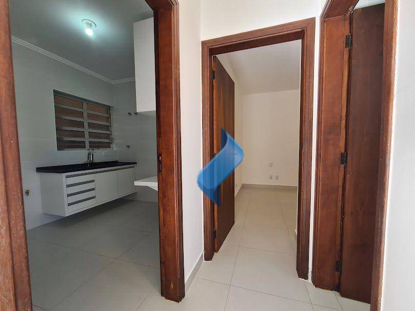 Apartamento para alugar com 1 quarto, 50m² - Foto 10