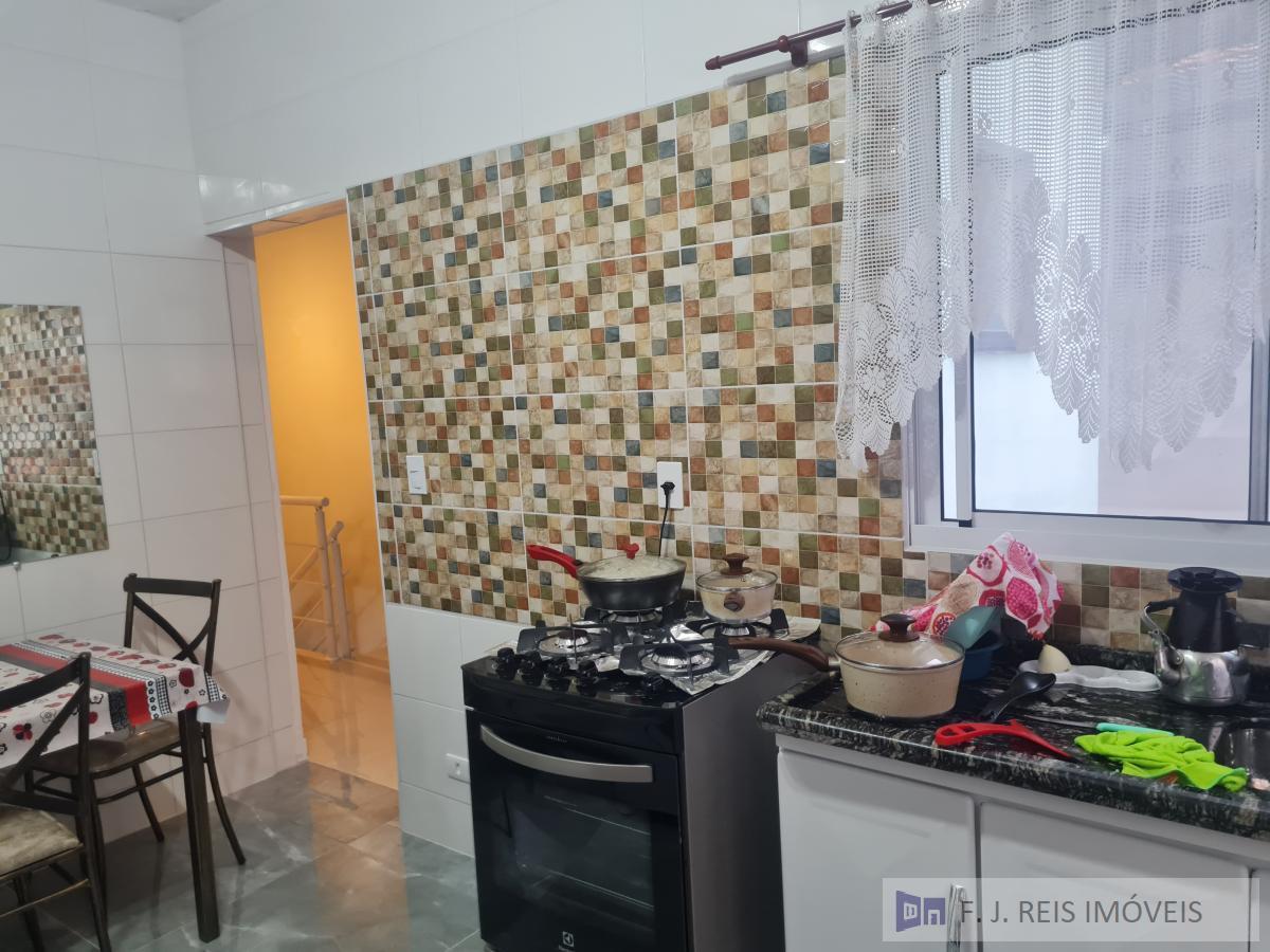 Sobrado à venda com 2 quartos, 180m² - Foto 10