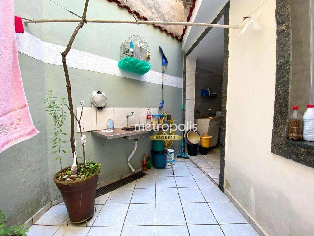 Sobrado à venda com 6 quartos, 280m² - Foto 38