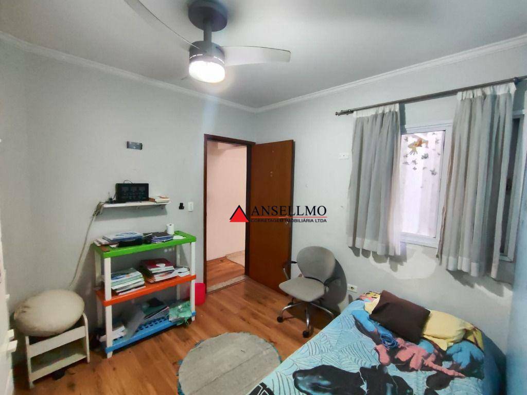 Sobrado à venda e aluguel com 4 quartos, 300m² - Foto 22