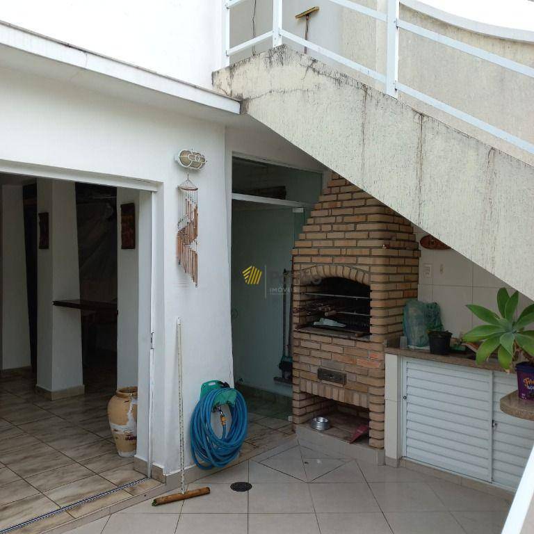 Casa à venda com 3 quartos, 270m² - Foto 29