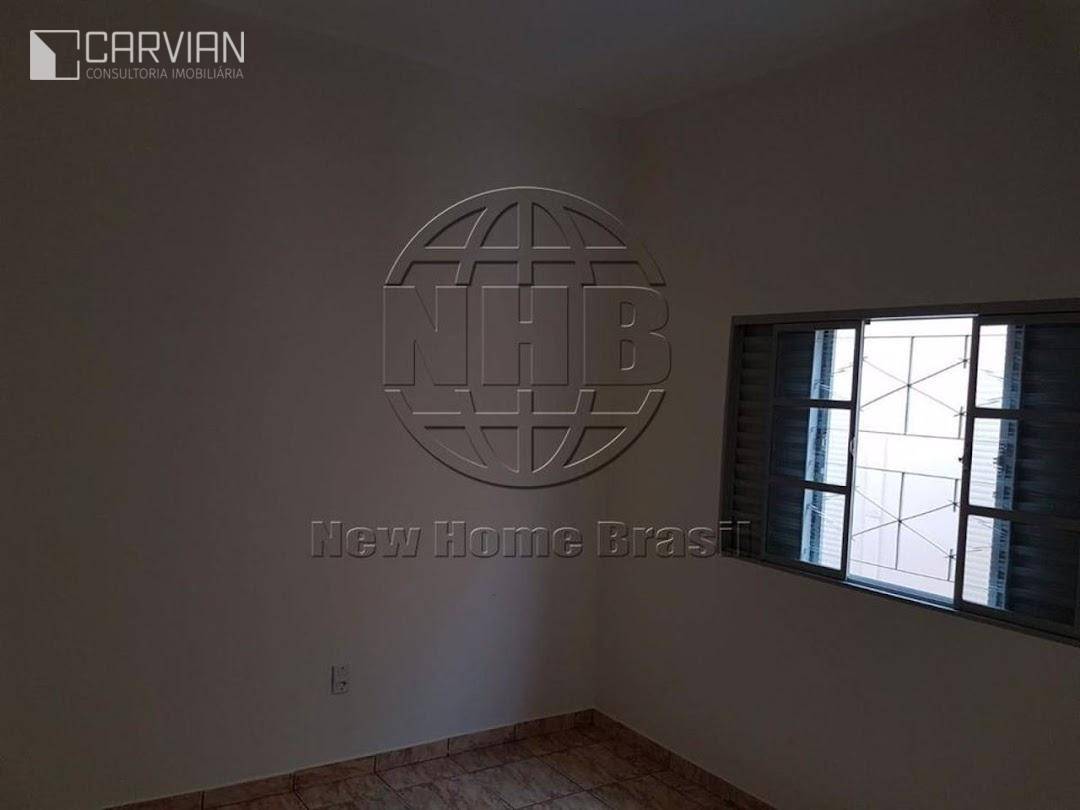 Casa à venda com 2 quartos, 65m² - Foto 18