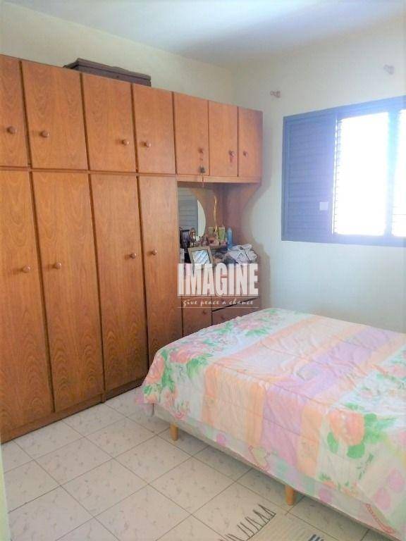 Sobrado à venda com 4 quartos, 250m² - Foto 14