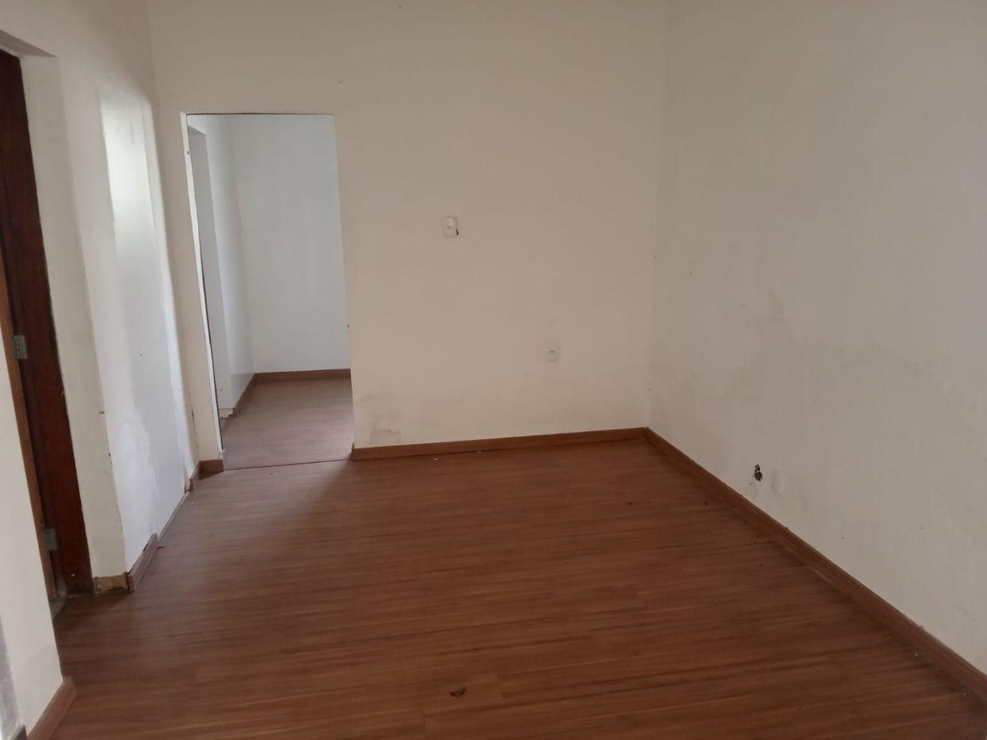 Casa à venda com 4 quartos, 103m² - Foto 10