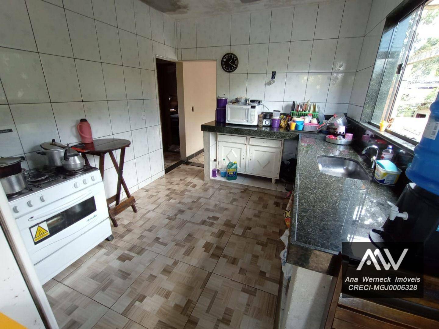 Casa à venda com 2 quartos, 60m² - Foto 8