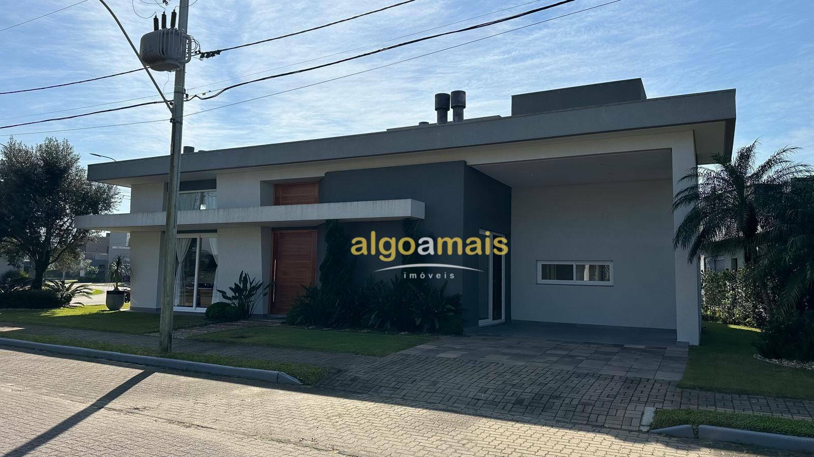 Casa de Condomínio à venda com 4 quartos, 263m² - Foto 3