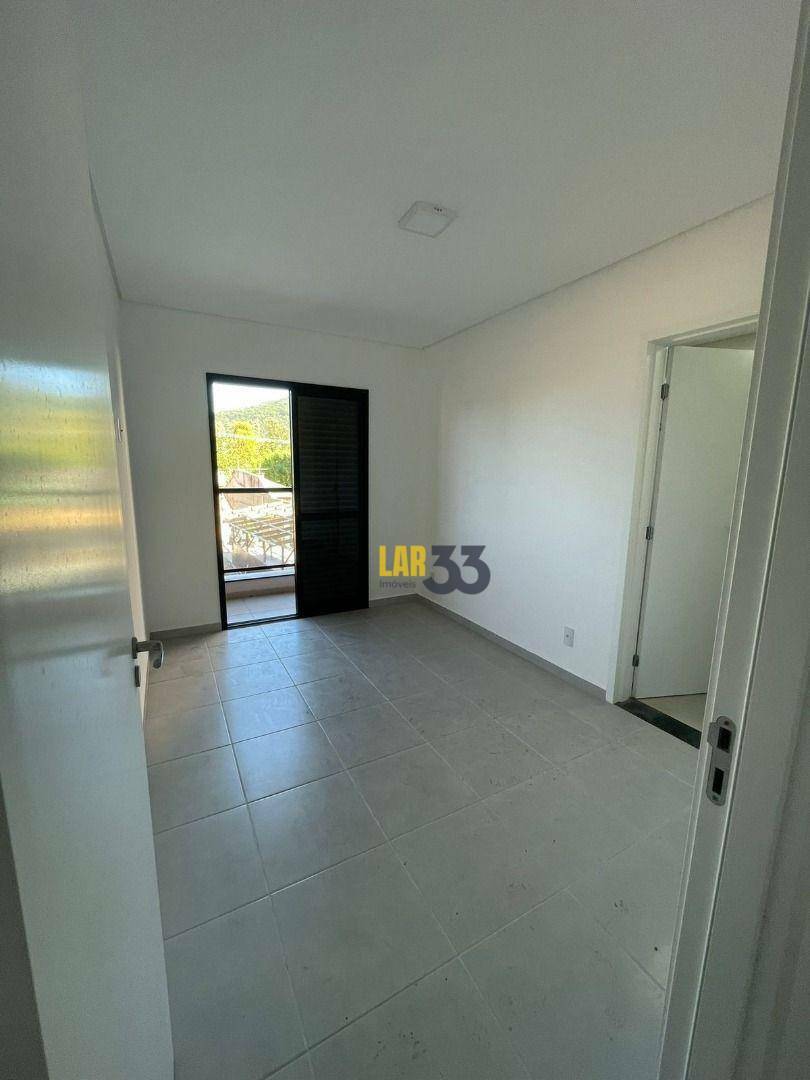 Apartamento à venda com 2 quartos, 80m² - Foto 2