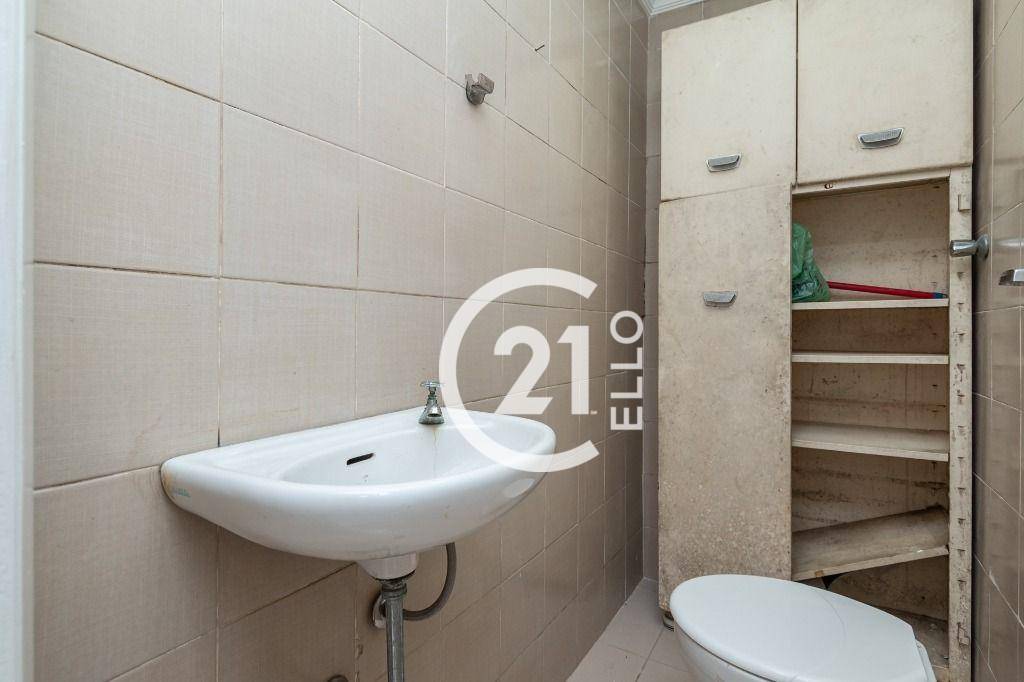 Apartamento para alugar com 3 quartos, 140m² - Foto 19