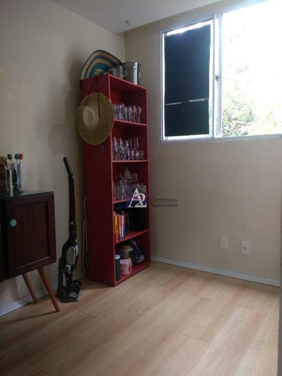 Apartamento à venda com 3 quartos, 53m² - Foto 10